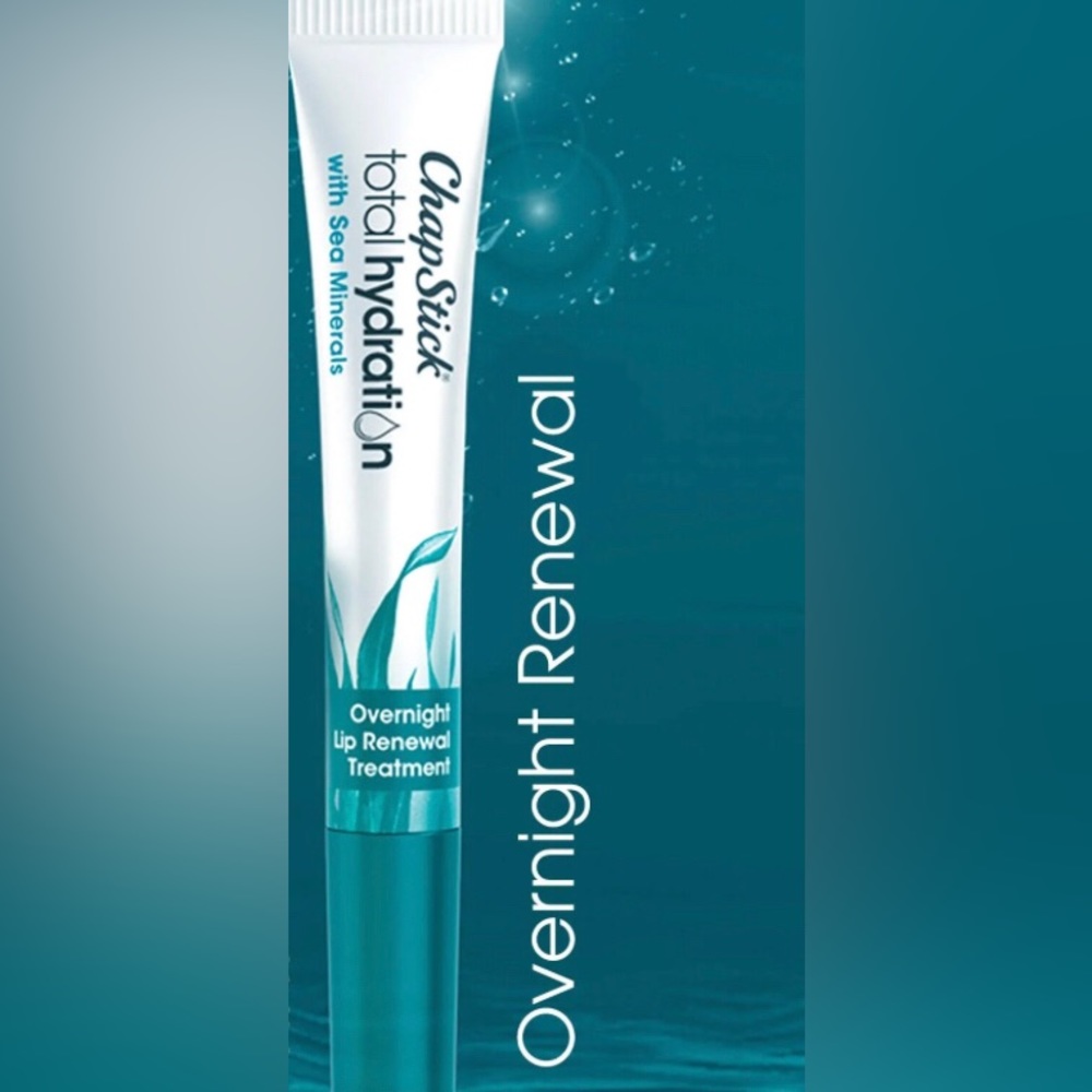 ChapStick Lip Treatment Total Hydration With Sea Minerals Overnight Renewal Balm - Picture 3 of 11